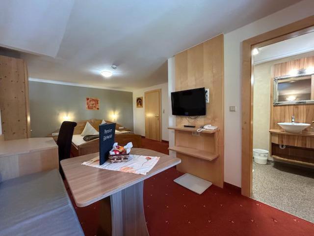 Pension Edelweiss Breitenbach am Inn المظهر الخارجي الصورة