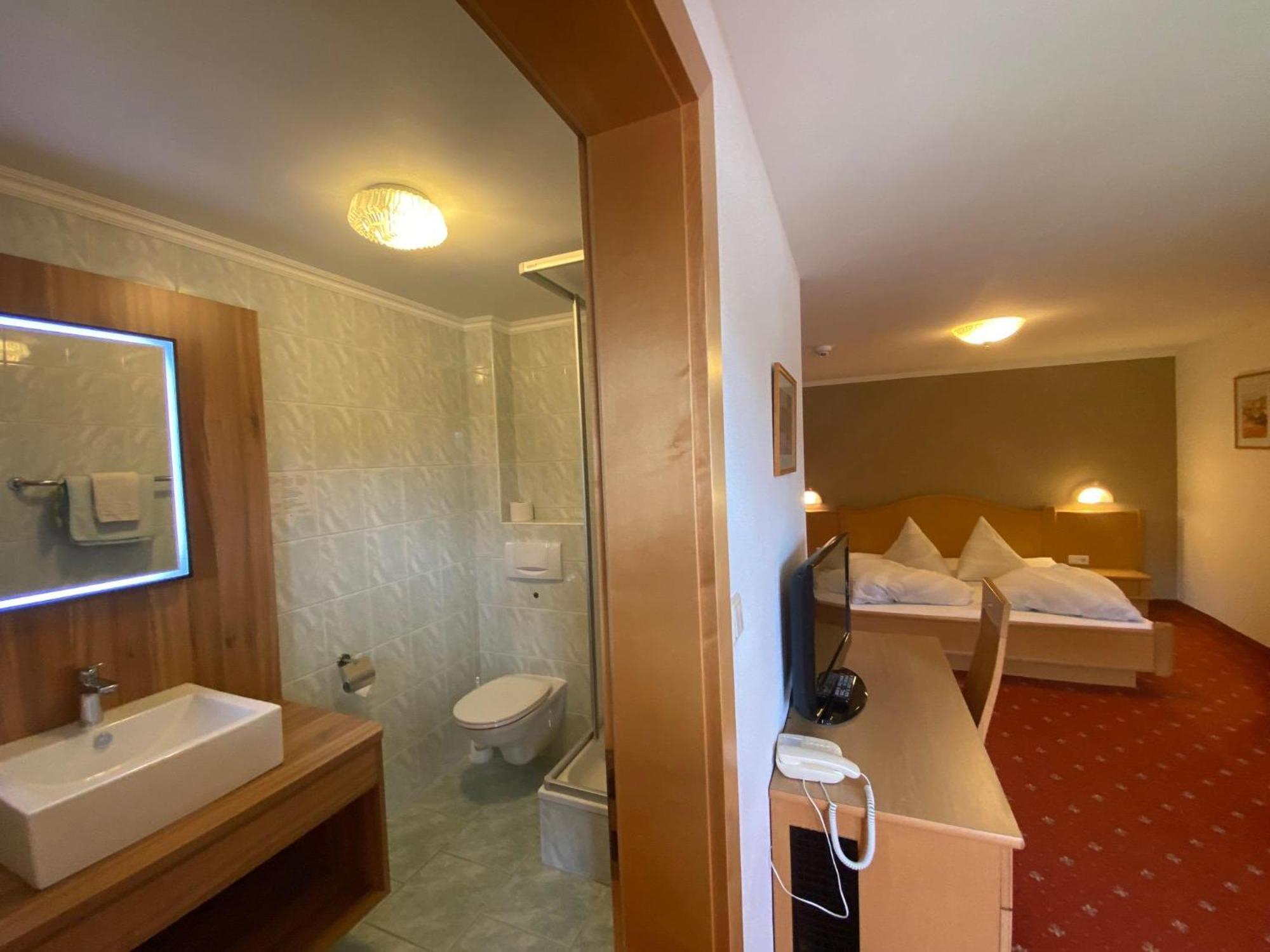 Pension Edelweiss Breitenbach am Inn المظهر الخارجي الصورة