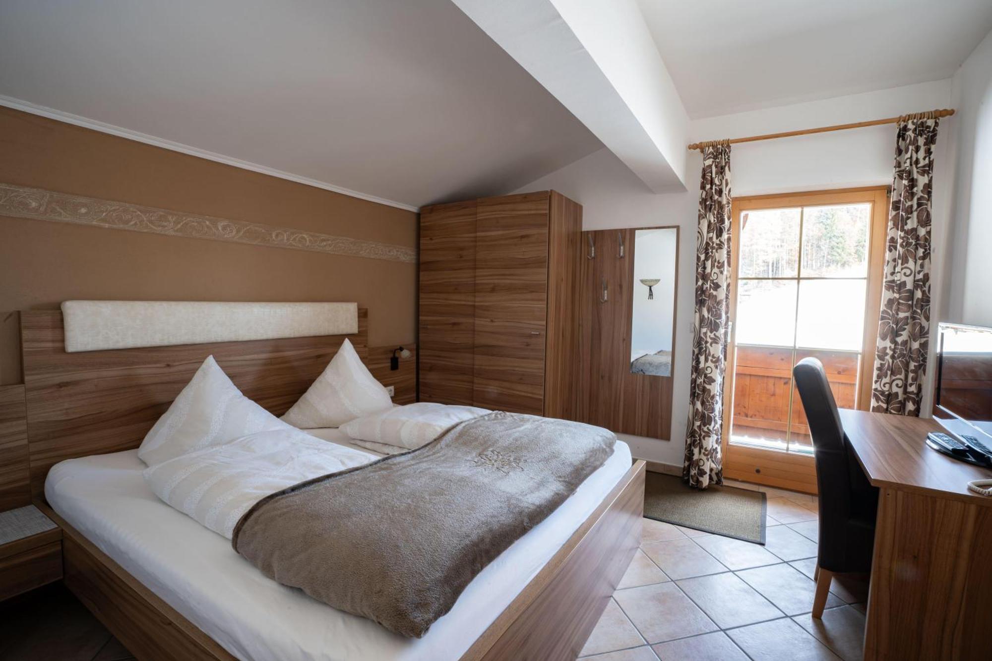 Pension Edelweiss Breitenbach am Inn المظهر الخارجي الصورة